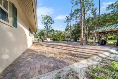Patio showing perfect placement of its pavers