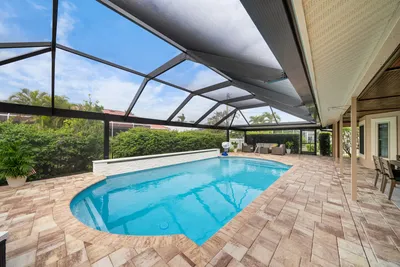 Amazing patio with Mediterranean pavers